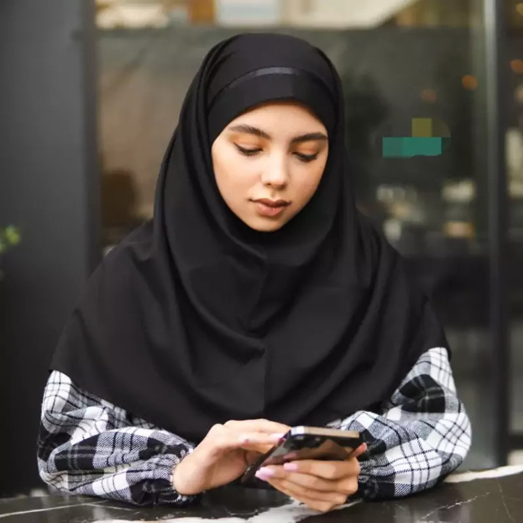مقنعه تل دار مشکی با تل مشکی جنس نخی بروجرد قد90